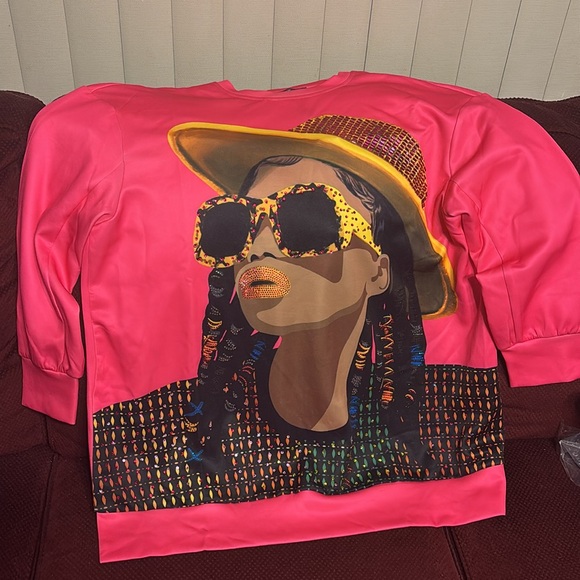 Brand New Pink Sweatshirt Size Medium - Picture 3 of 4